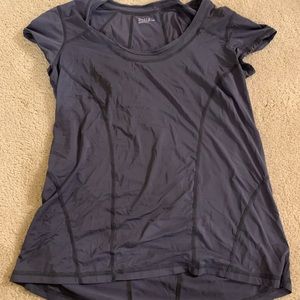 Zella scoop neck tee, size L